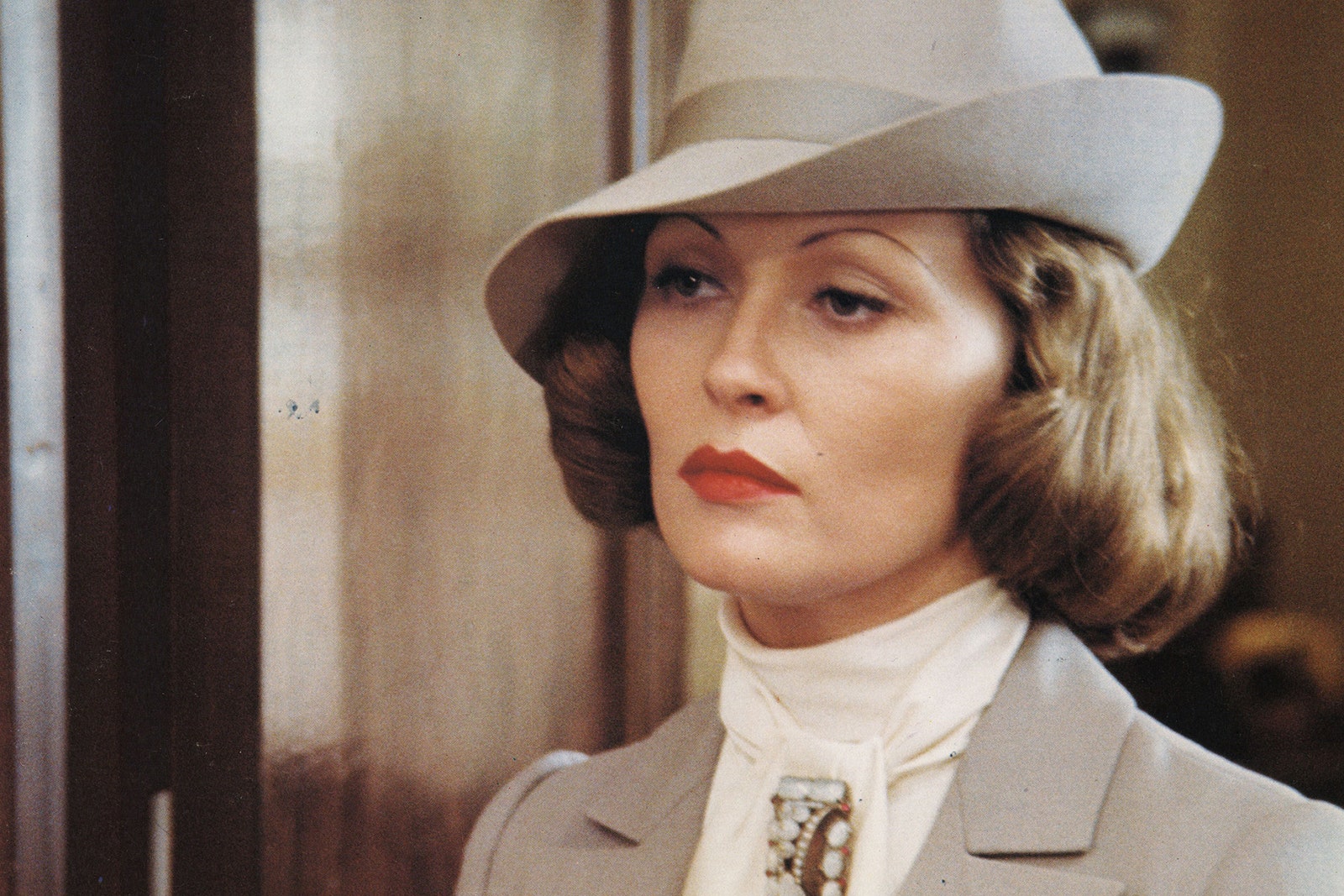 Dearest Chinatown: The Intensity of Faye Dunaway – Perisphere