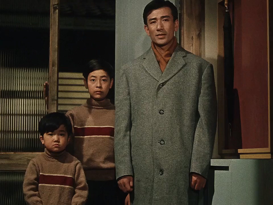 (Left to right) Isamu, Minoru, and Heiichirô.